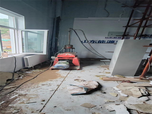 江海地基基础下沉墙体裂缝加固注浆顶升施工